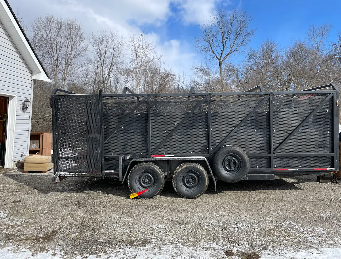 12 Yard Dumpster Rental in Pendleton, IN
